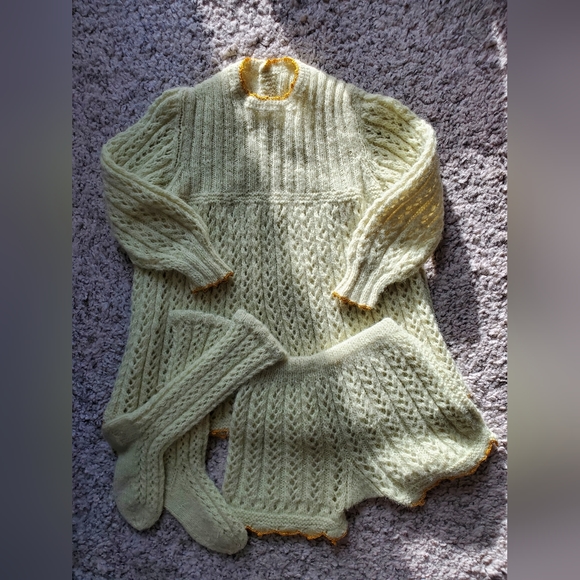 Kids Handmade Sweater 3pcs Sets Size 4 years old - NEW - Picture 3 of 7